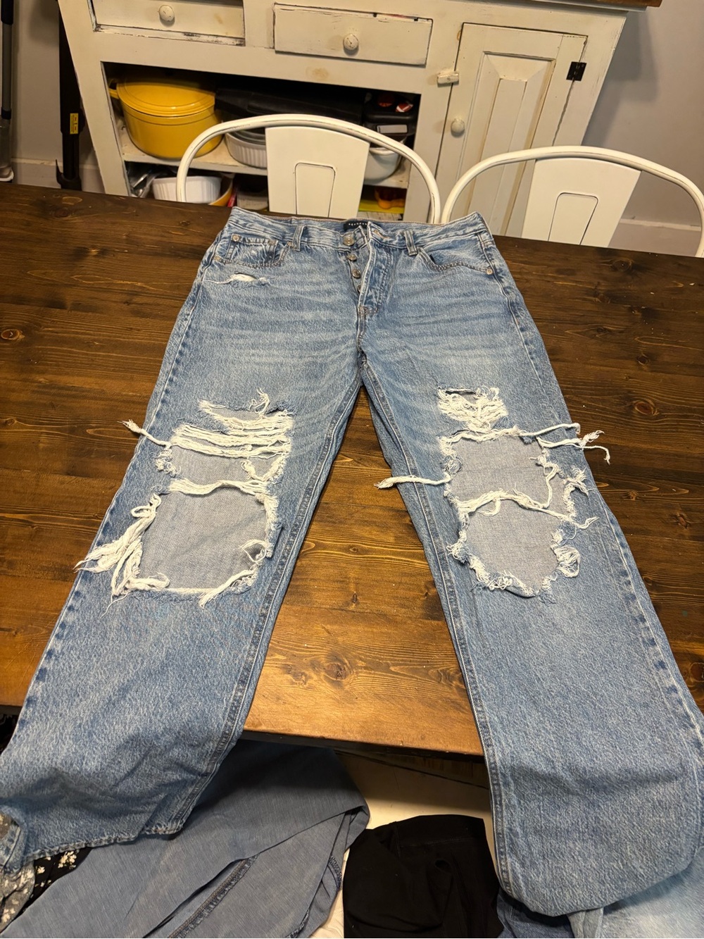 Aeropostale Light Blue Distressed Straight Jeans